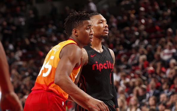  骑士米切尔加盟效果显著，东部排名稳居前四  