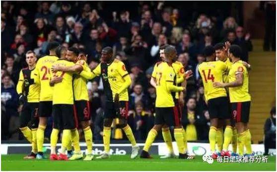  波尔多深陷降级区，紧急租借英超旧将补强防线