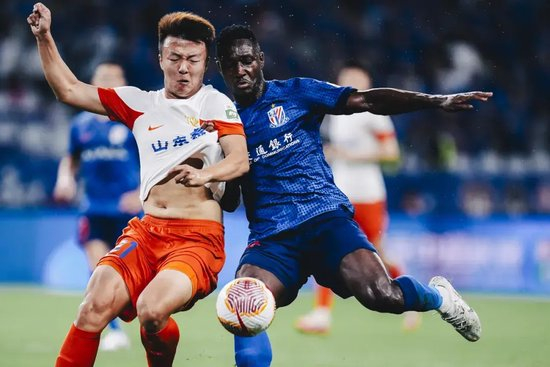  昂热前锋打破进球荒，终结十二轮不胜尴尬  